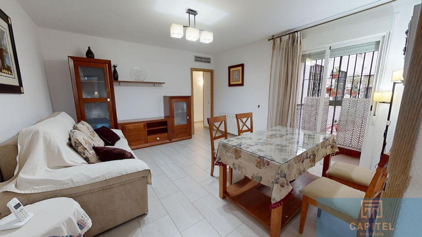 For sale of flat in Córdoba