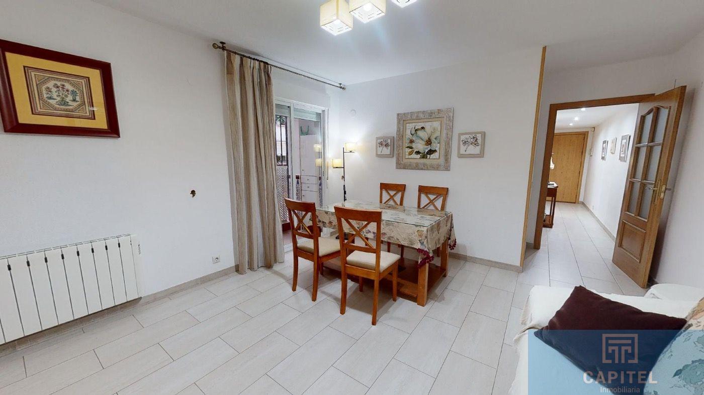 For sale of flat in Córdoba