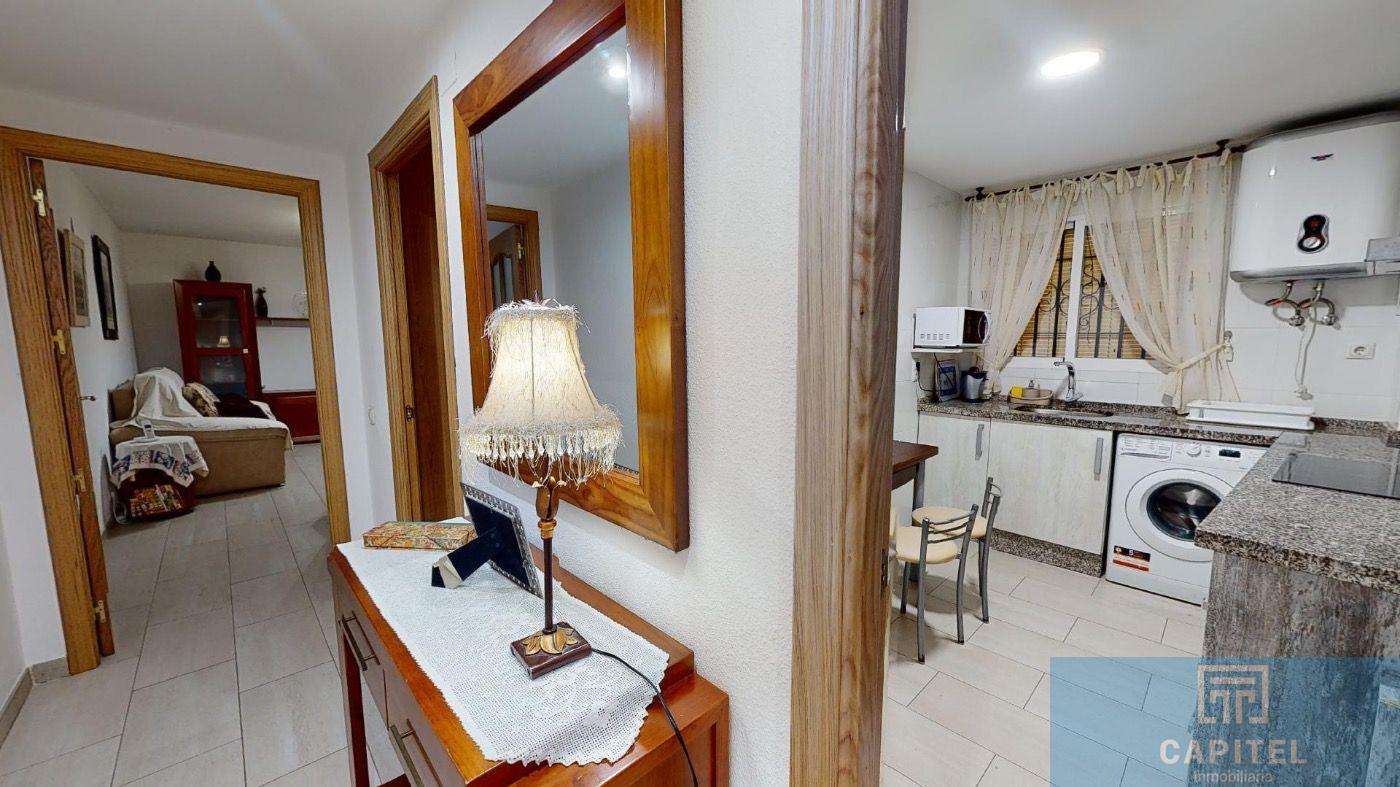 For sale of flat in Córdoba