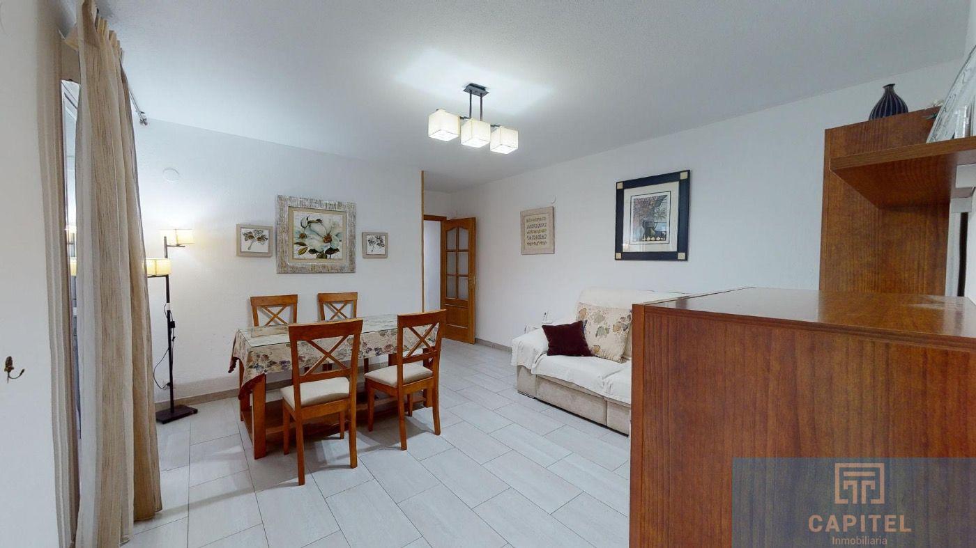 For sale of flat in Córdoba