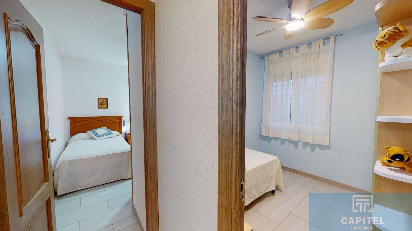 For sale of flat in Córdoba