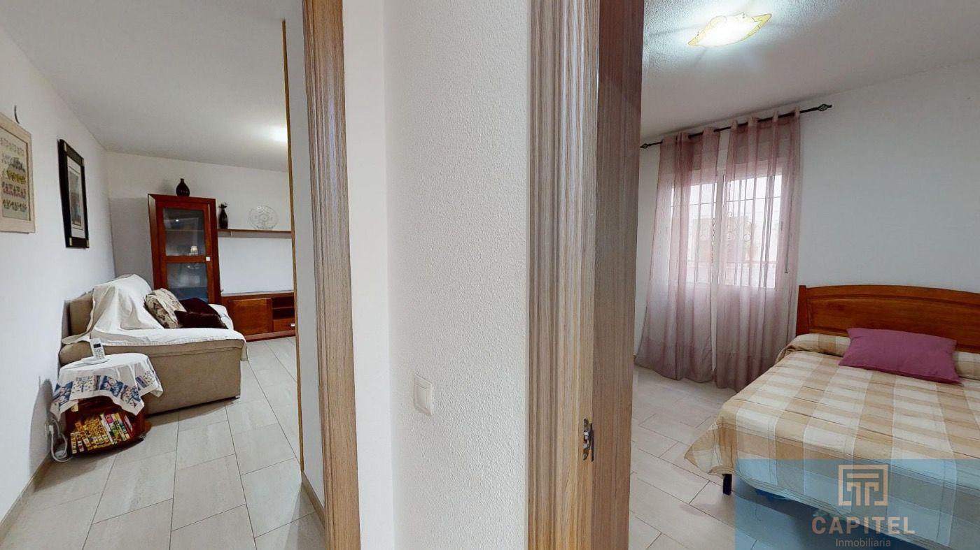 For sale of flat in Córdoba