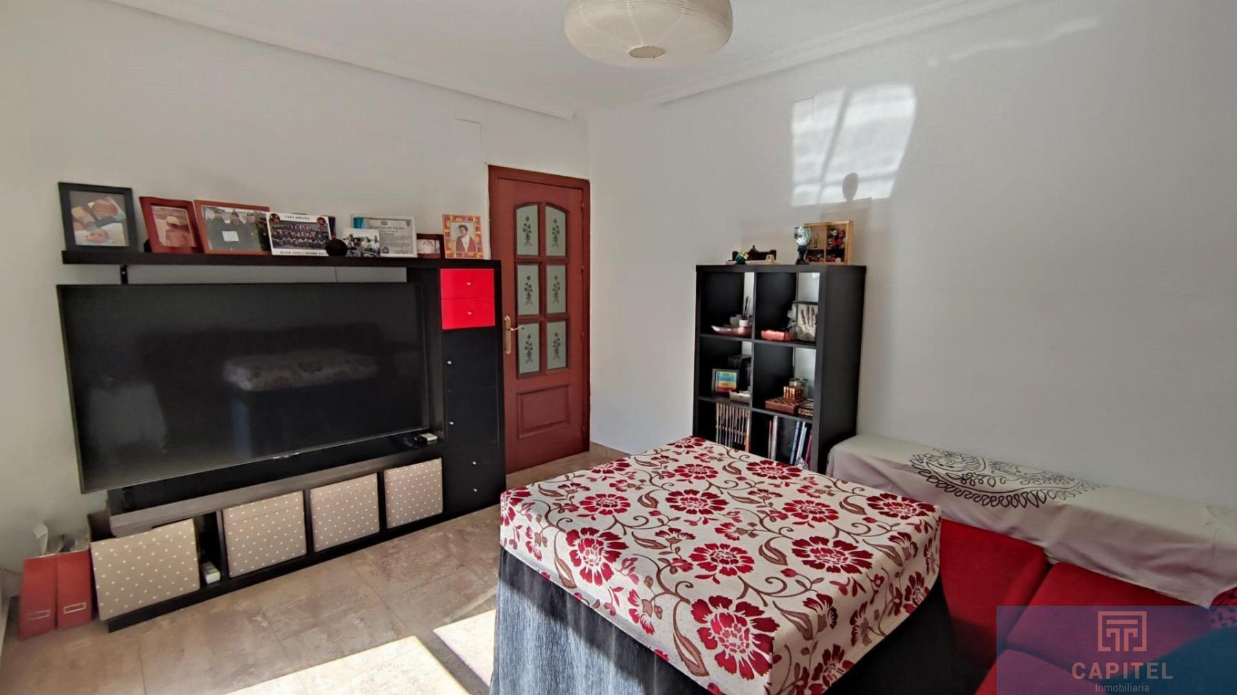 For sale of flat in Córdoba
