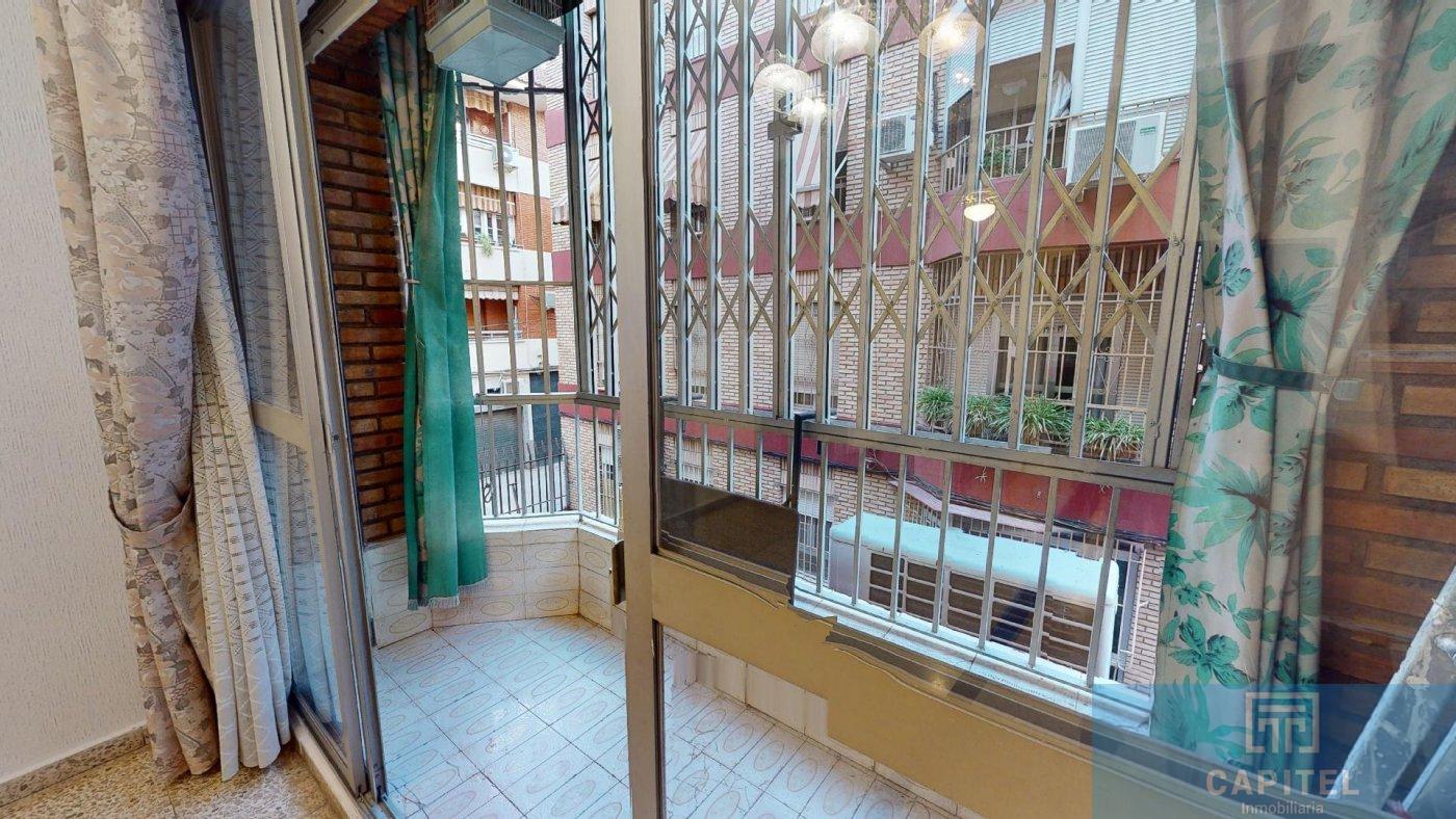 For sale of flat in Córdoba