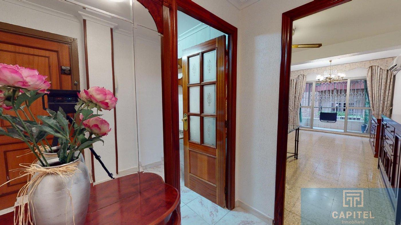 For sale of flat in Córdoba