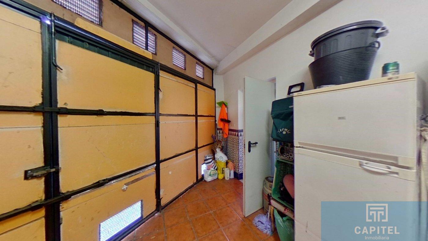 For sale of house in Córdoba