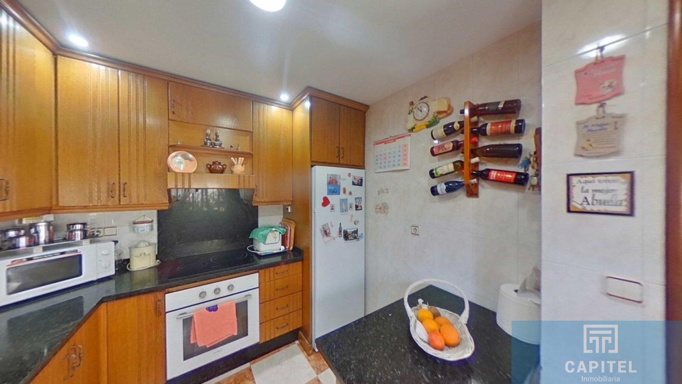 For sale of house in Córdoba