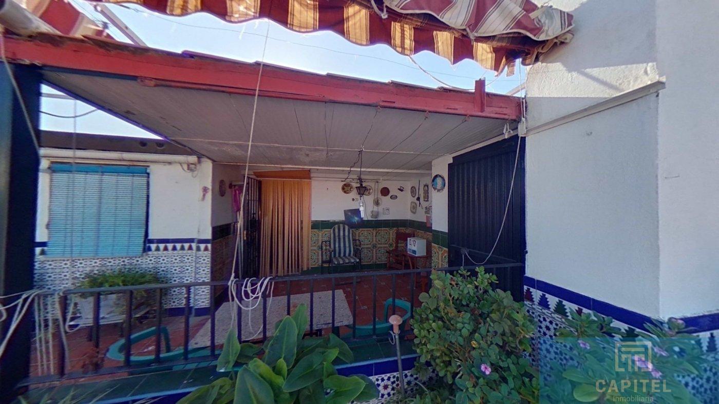For sale of house in Córdoba