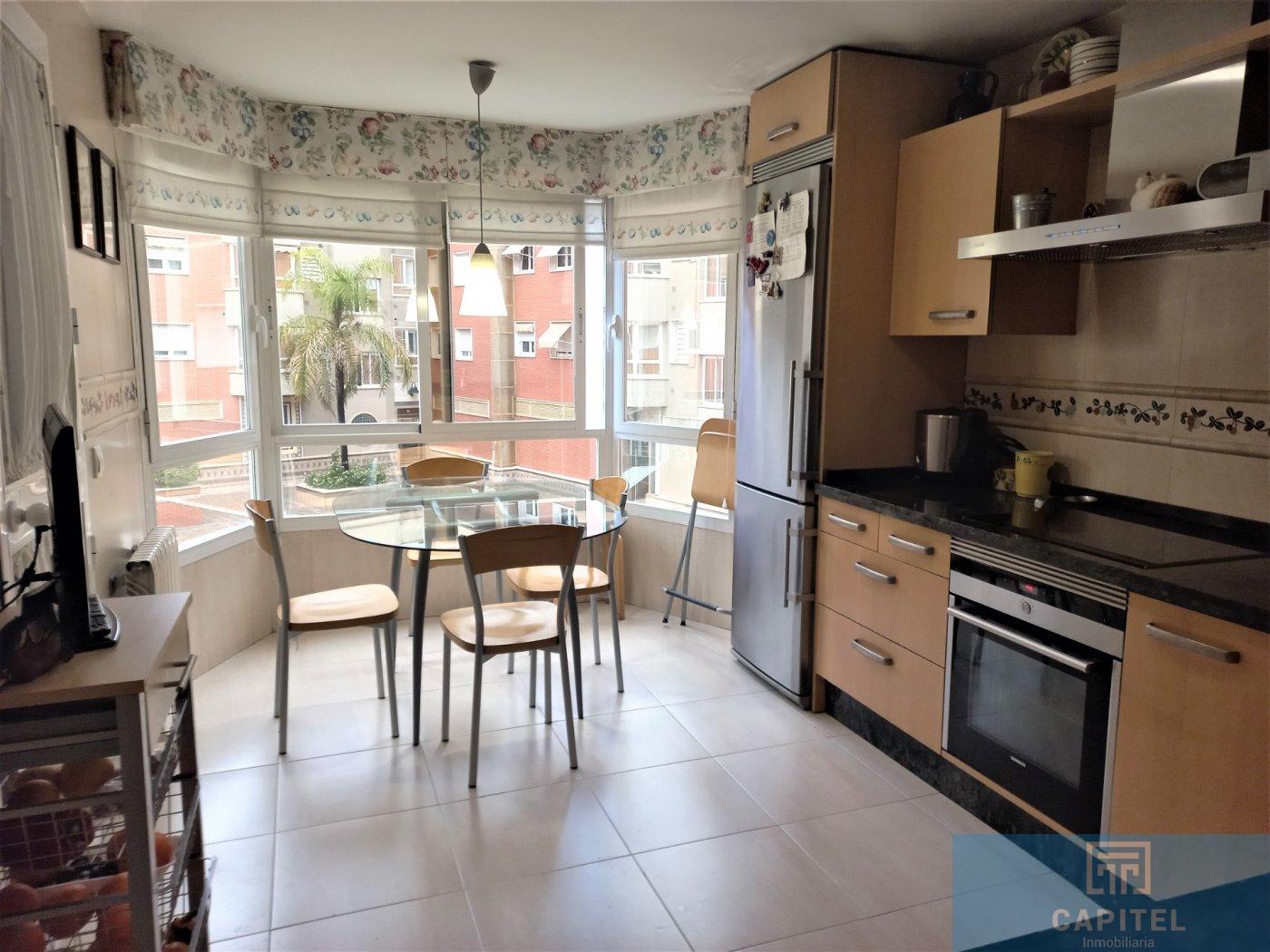 For sale of flat in Córdoba