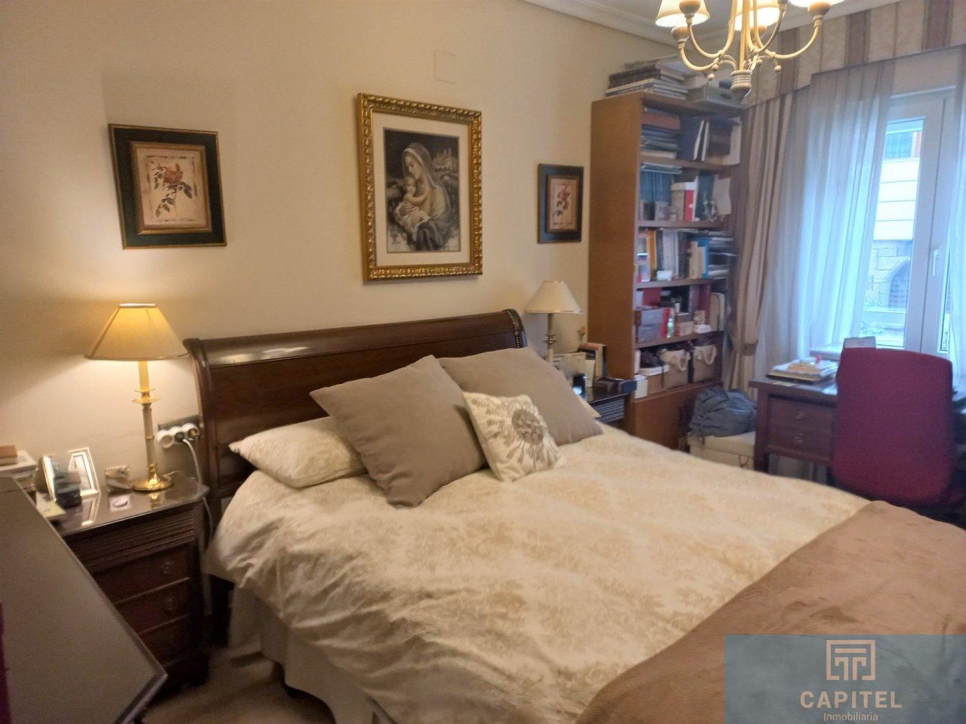 For sale of flat in Córdoba