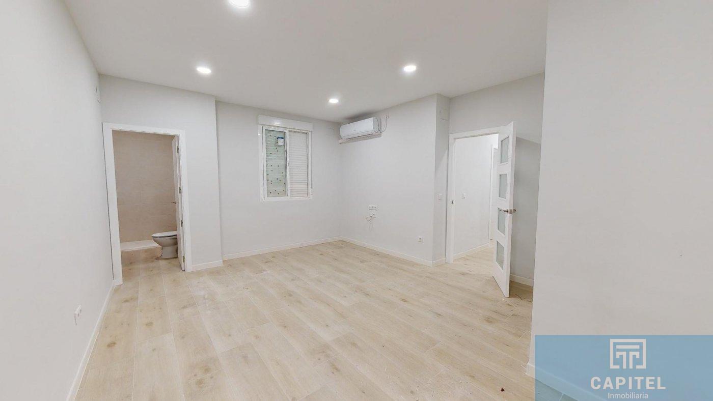 For sale of flat in Córdoba