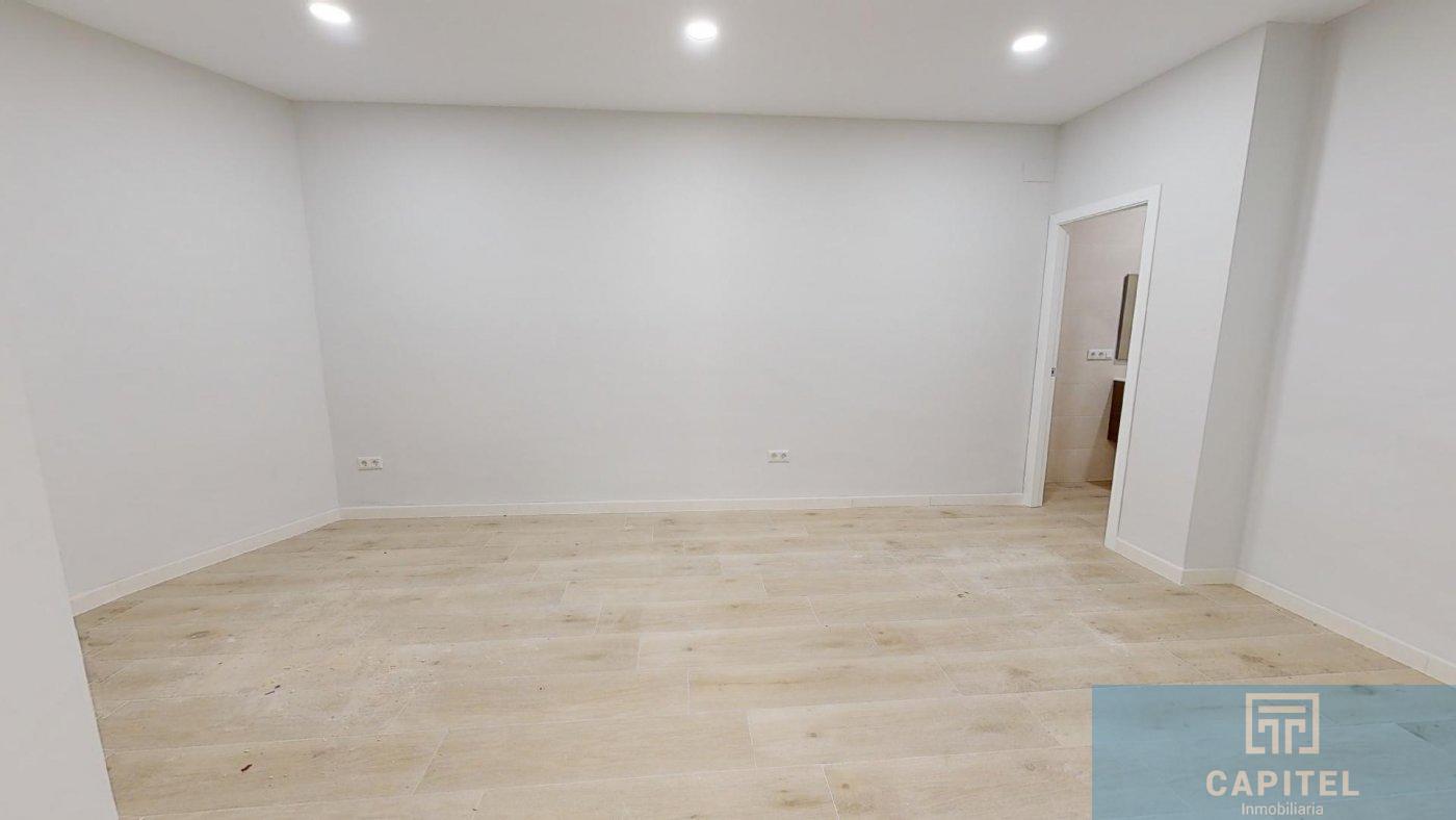For sale of flat in Córdoba