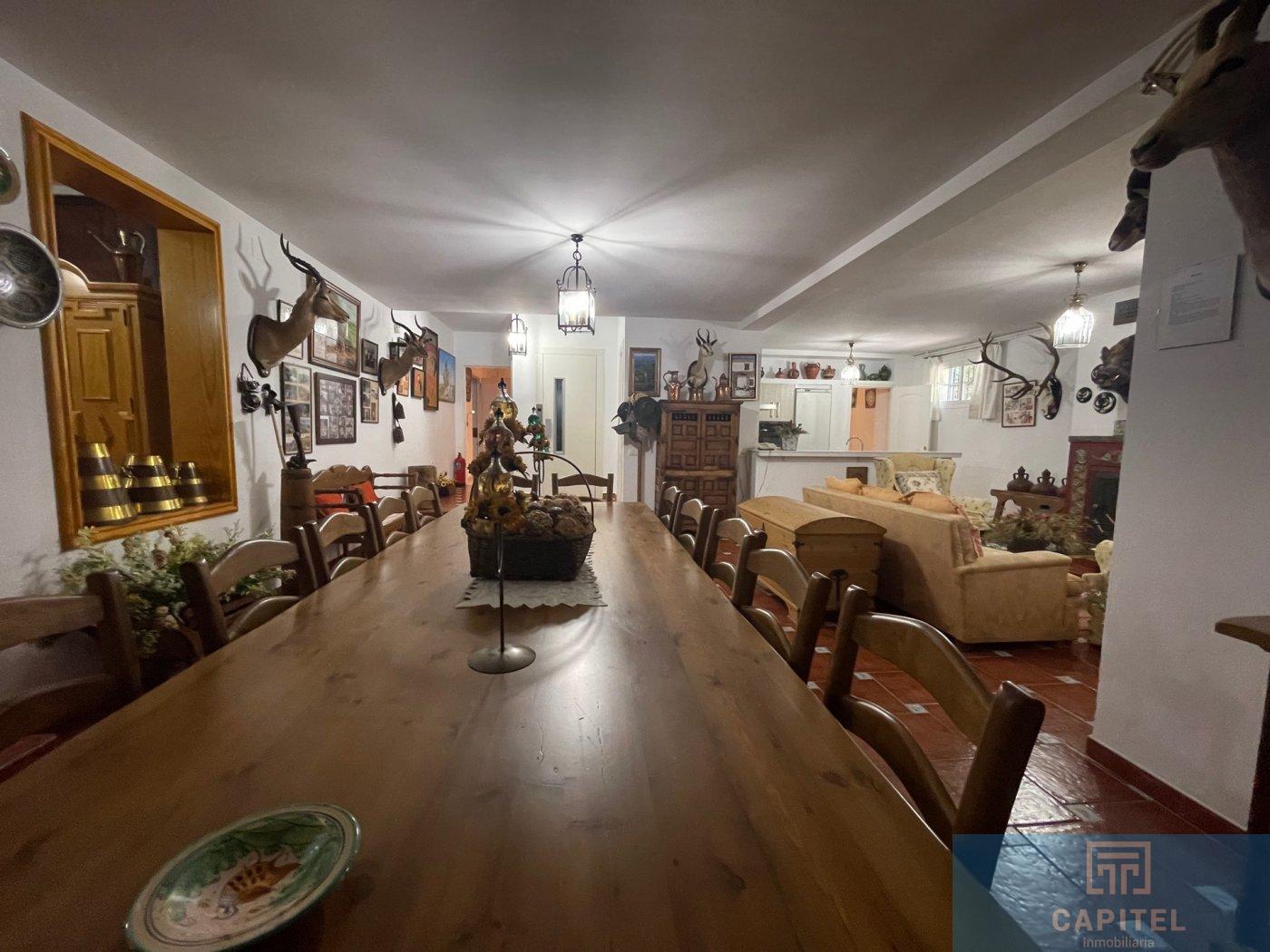 For sale of chalet in Córdoba
