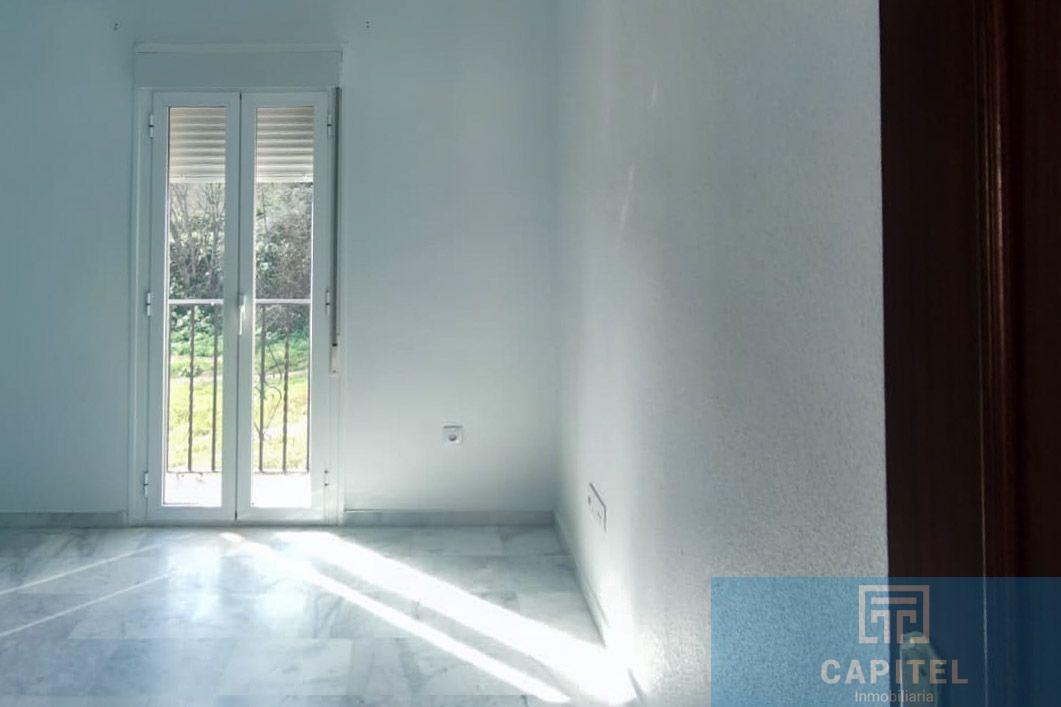 For sale of house in Córdoba