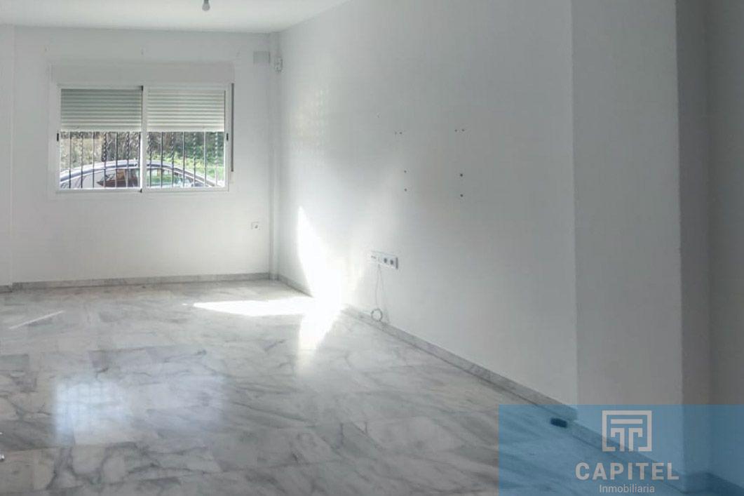 For sale of house in Córdoba