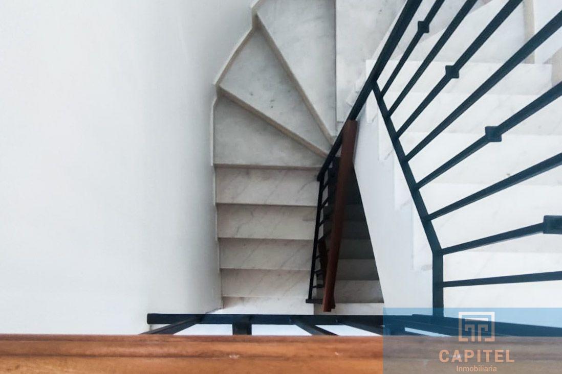 For sale of house in Córdoba