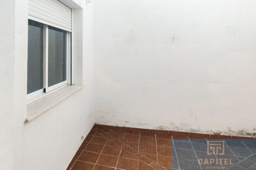 For sale of house in Córdoba