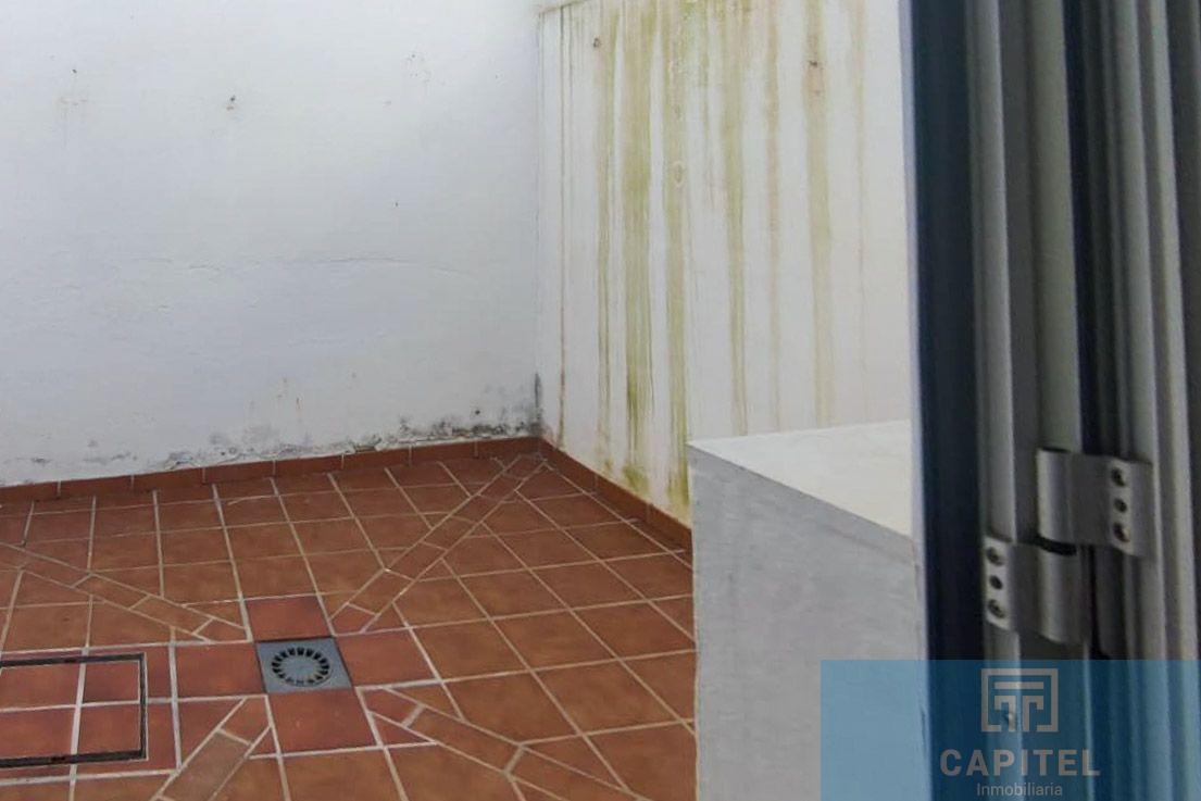 For sale of house in Córdoba