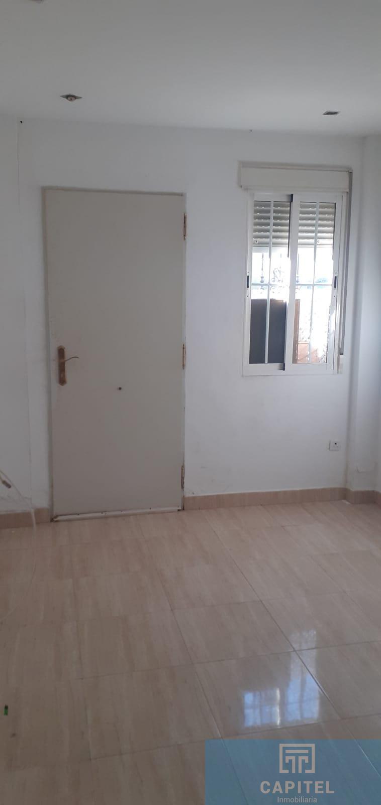For sale of house in Córdoba