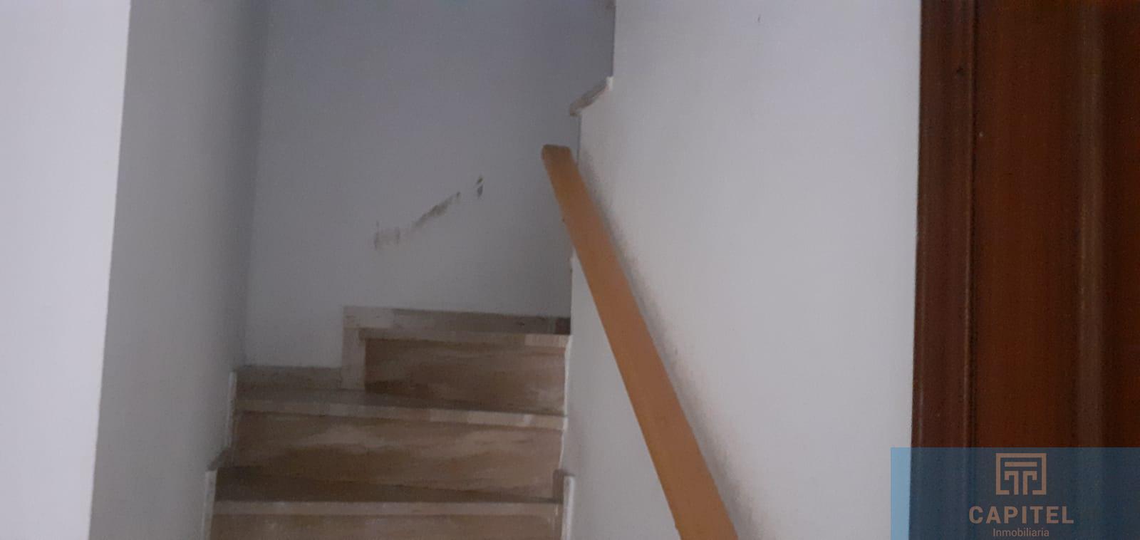 For sale of house in Córdoba