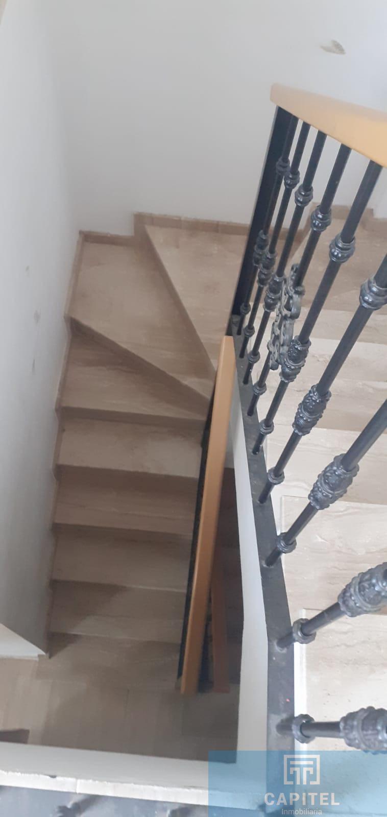 For sale of house in Córdoba