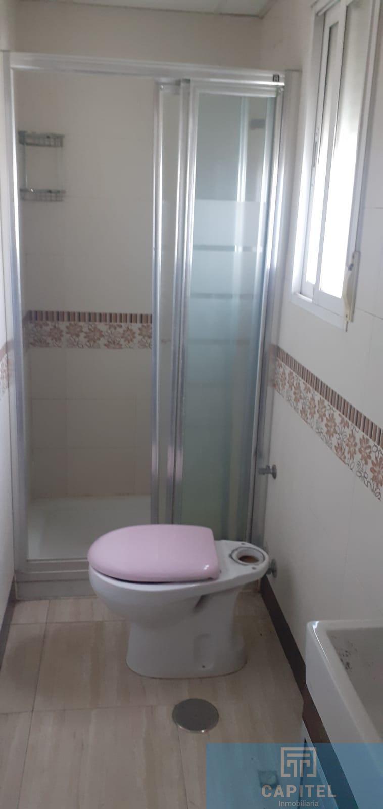 For sale of house in Córdoba