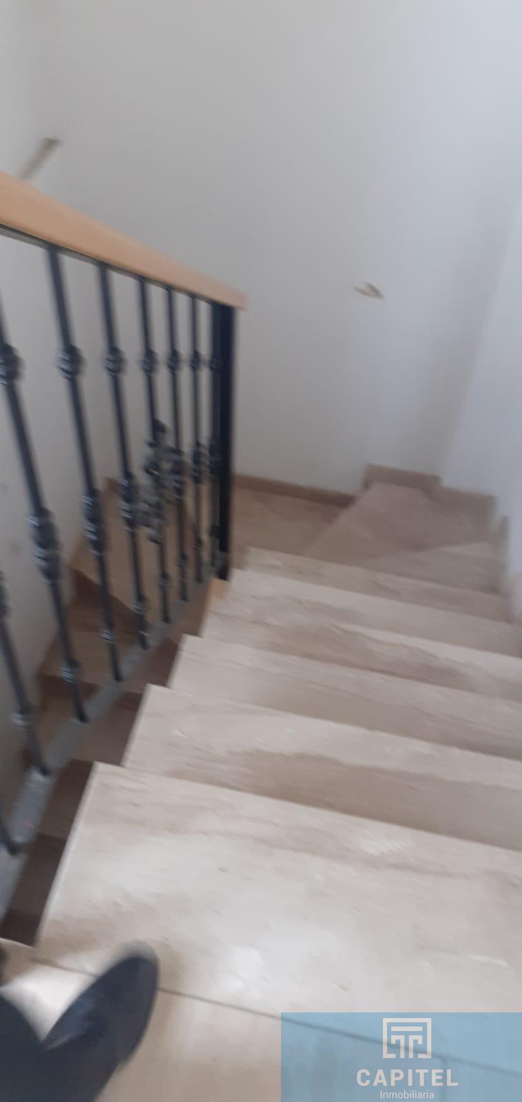 For sale of house in Córdoba