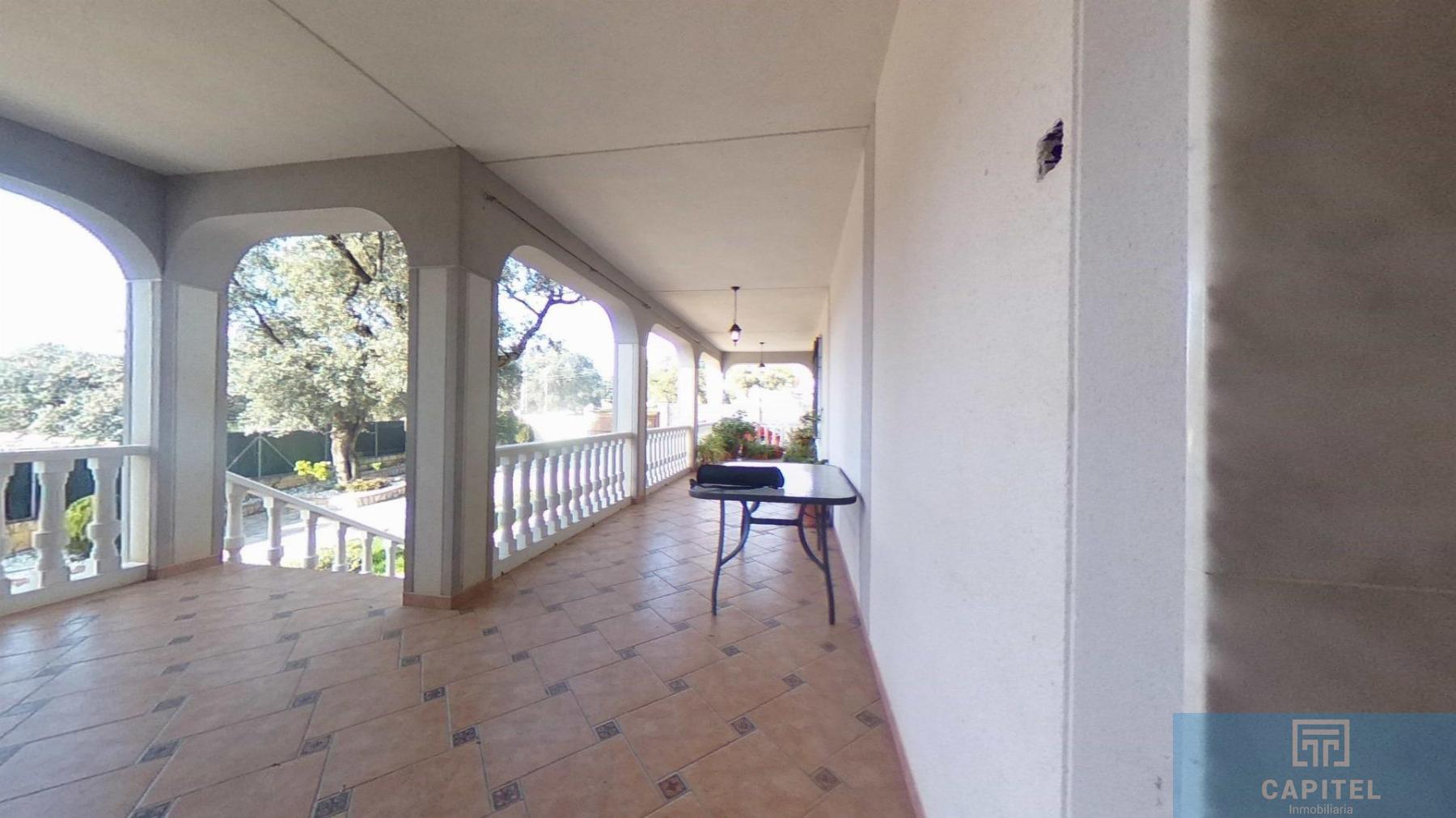 For sale of chalet in Córdoba