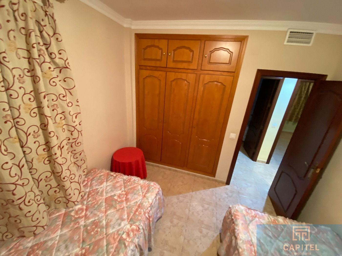 For sale of chalet in Córdoba