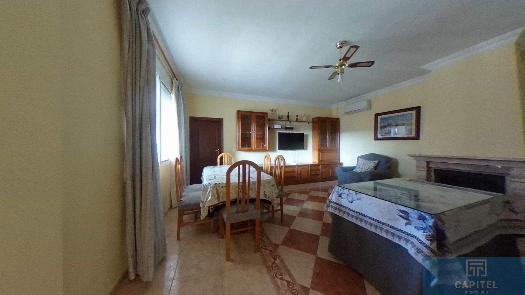For sale of chalet in Córdoba