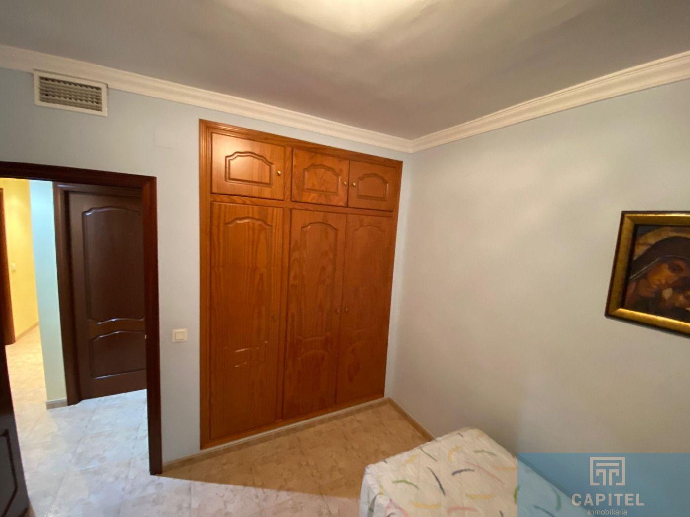 For sale of chalet in Córdoba