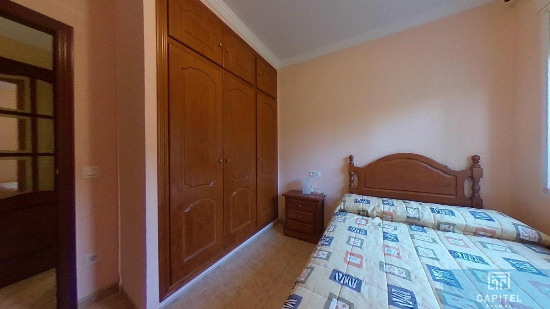 For sale of chalet in Córdoba