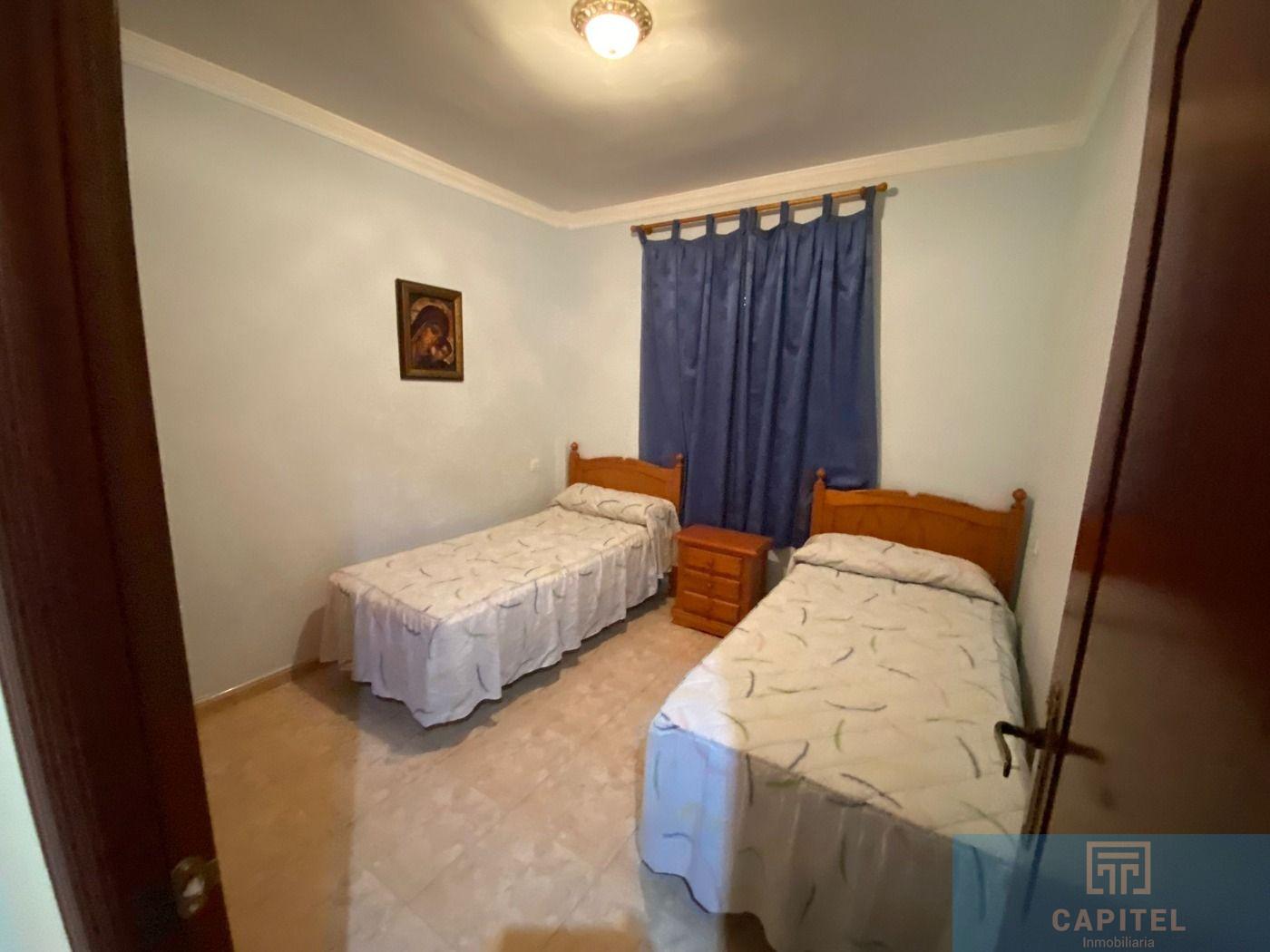 For sale of chalet in Córdoba