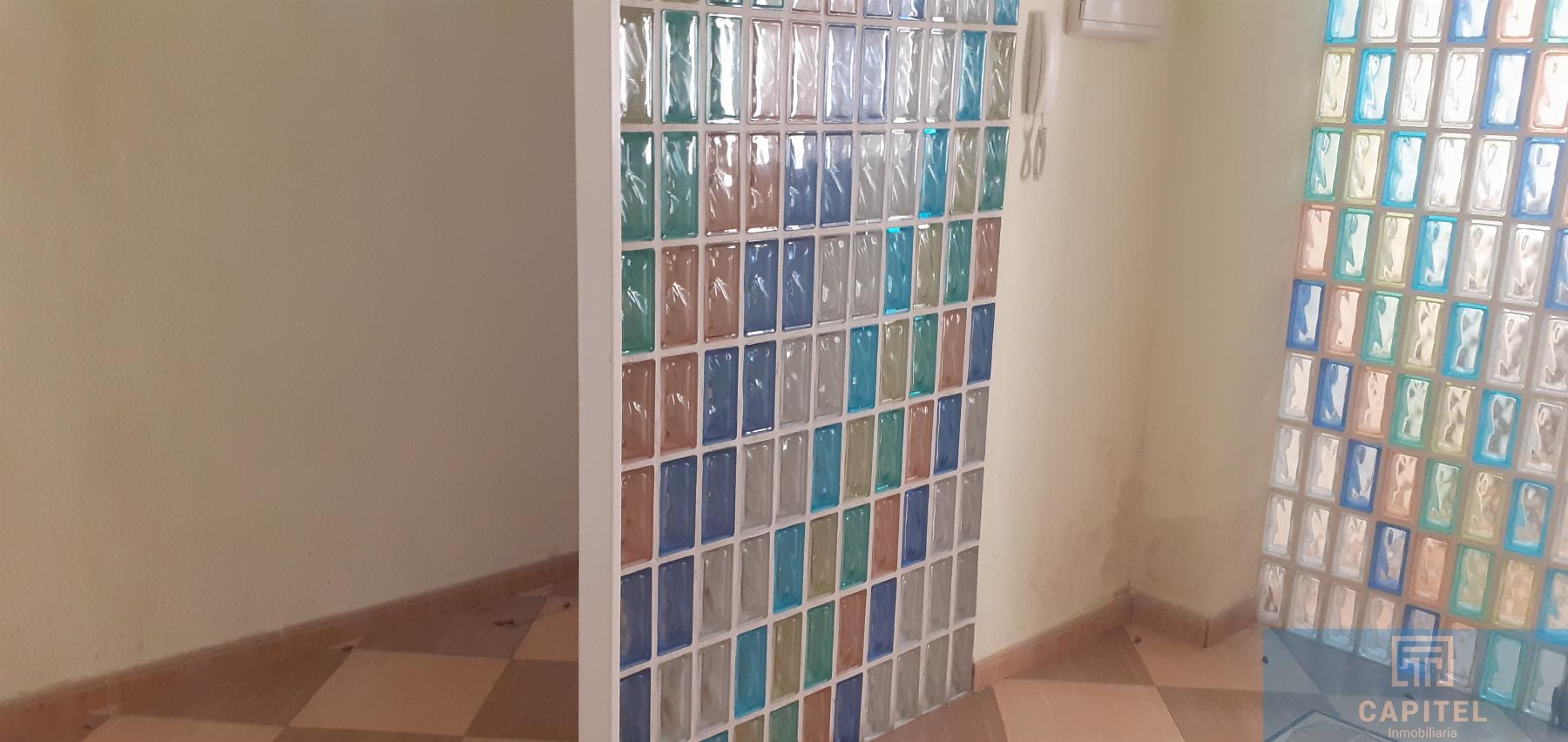 For sale of flat in Córdoba