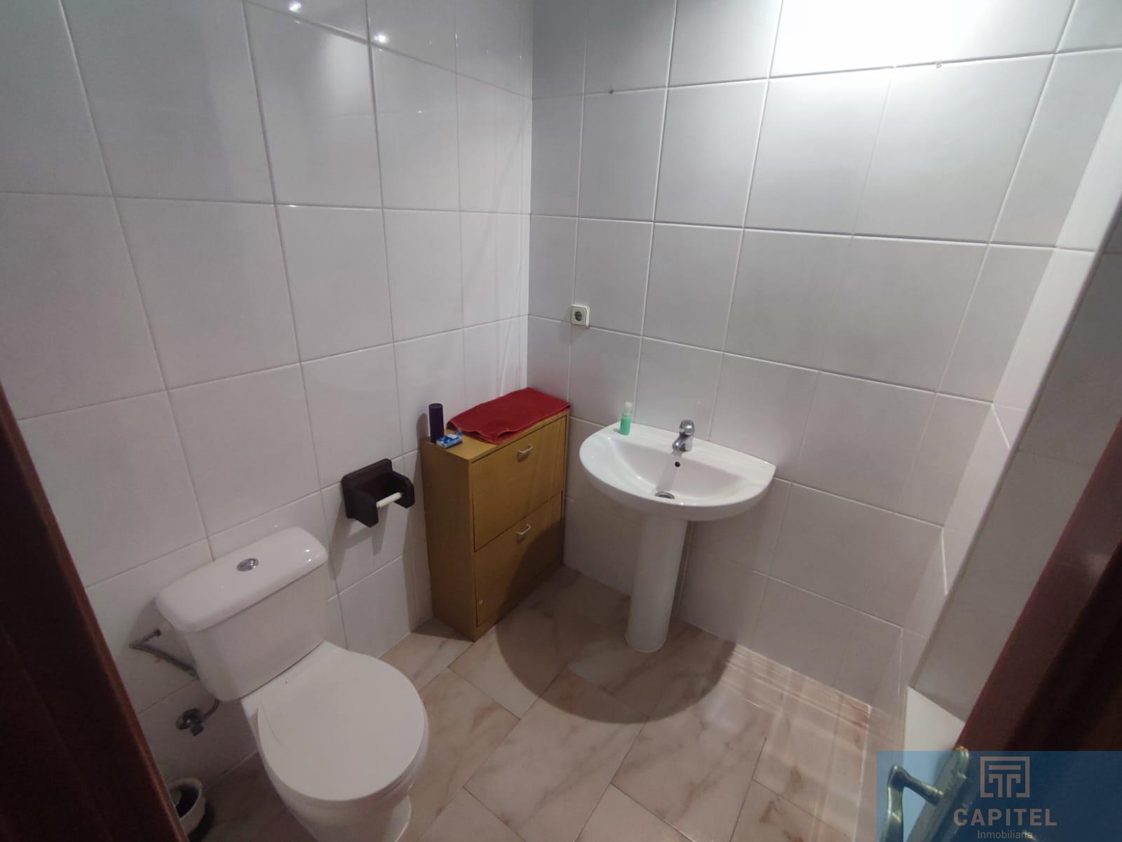 For sale of flat in Córdoba
