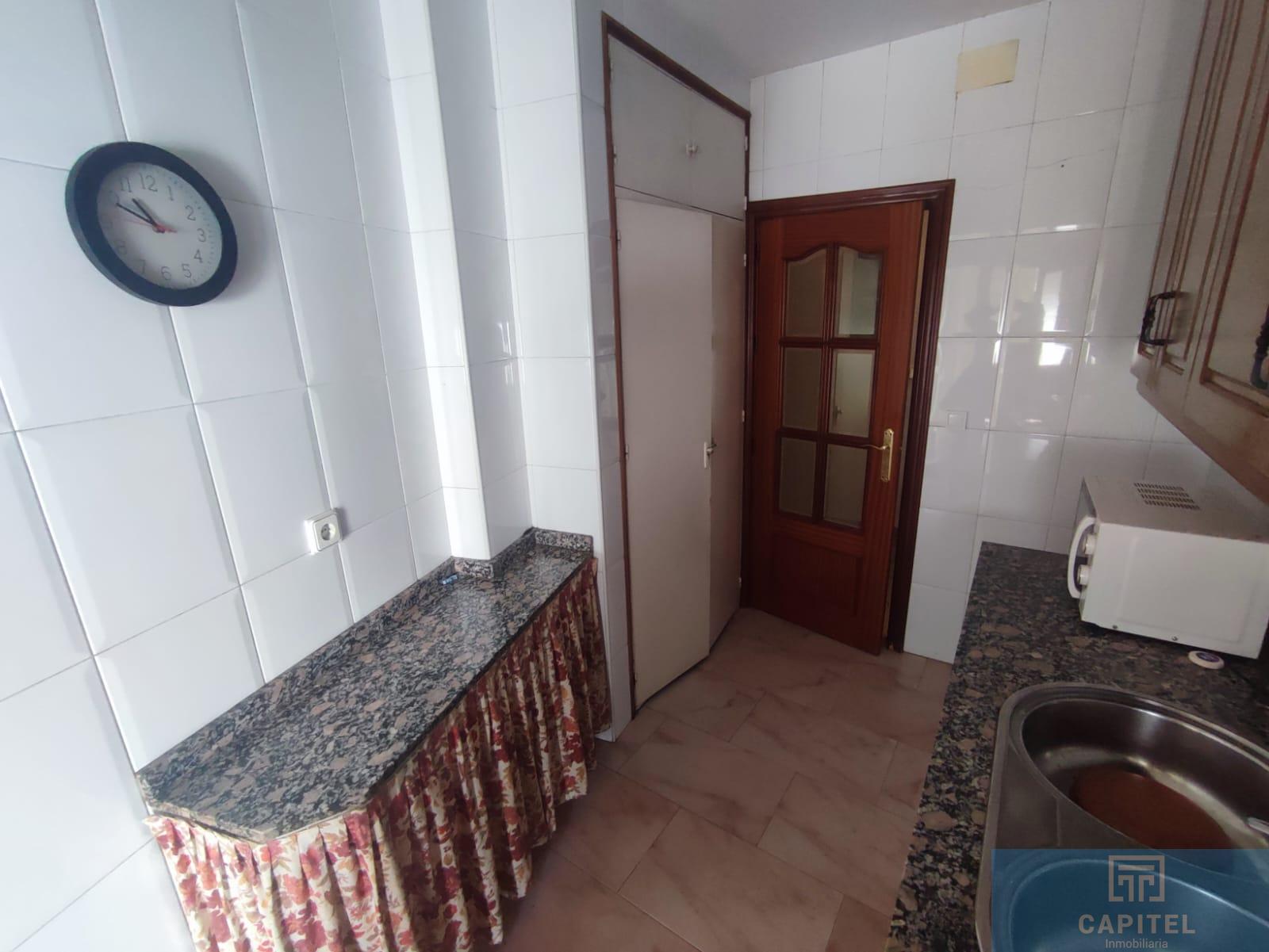 For sale of flat in Córdoba