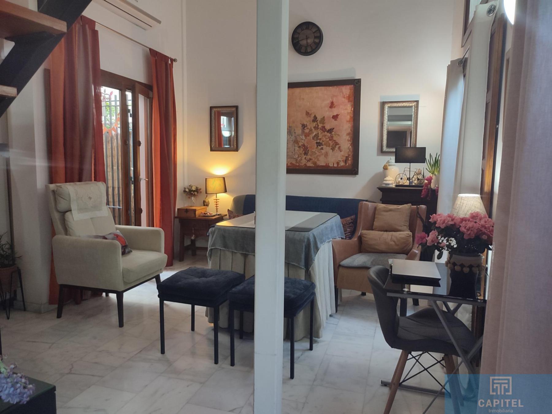 For sale of flat in Córdoba