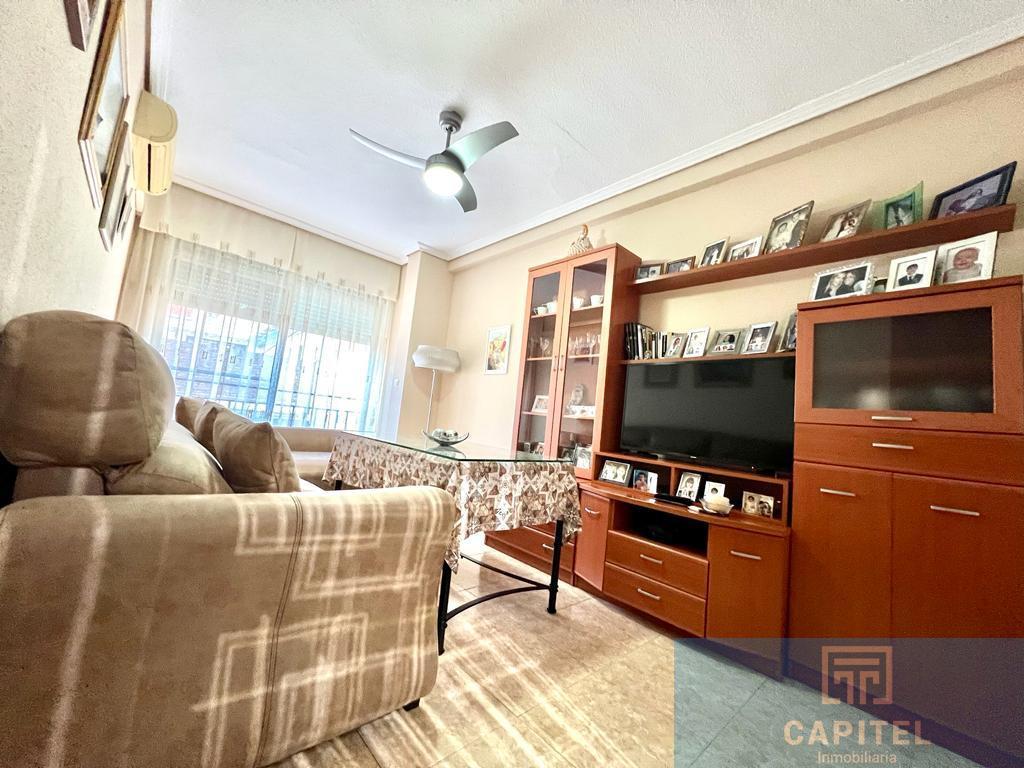 For sale of flat in Córdoba