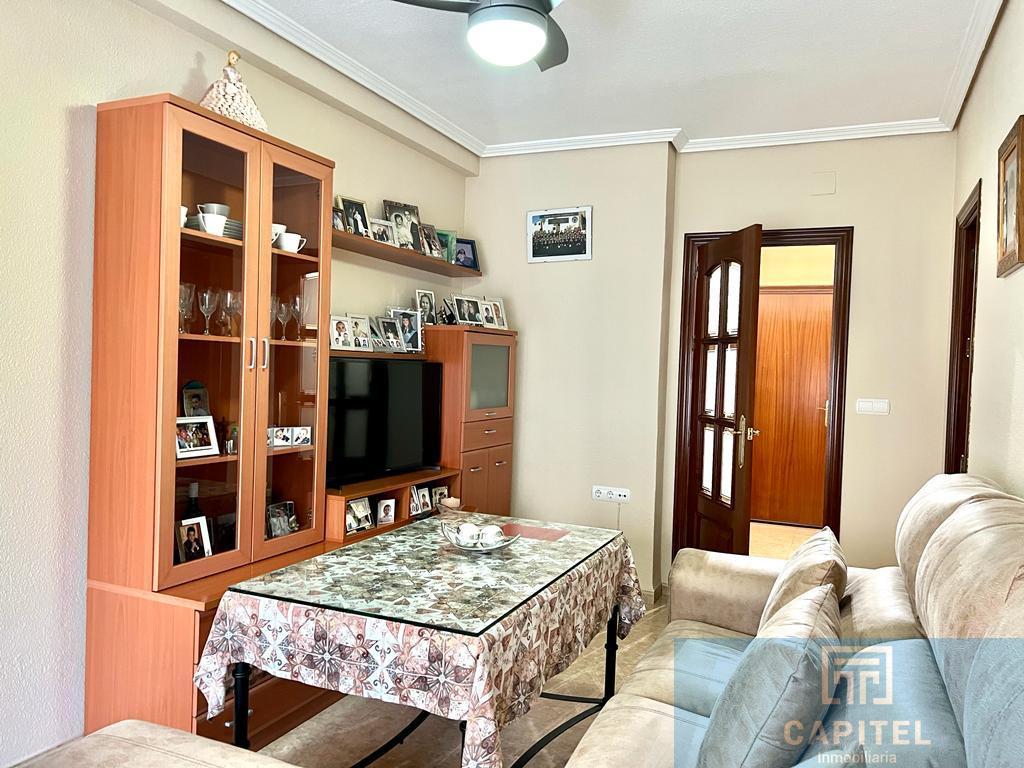 For sale of flat in Córdoba