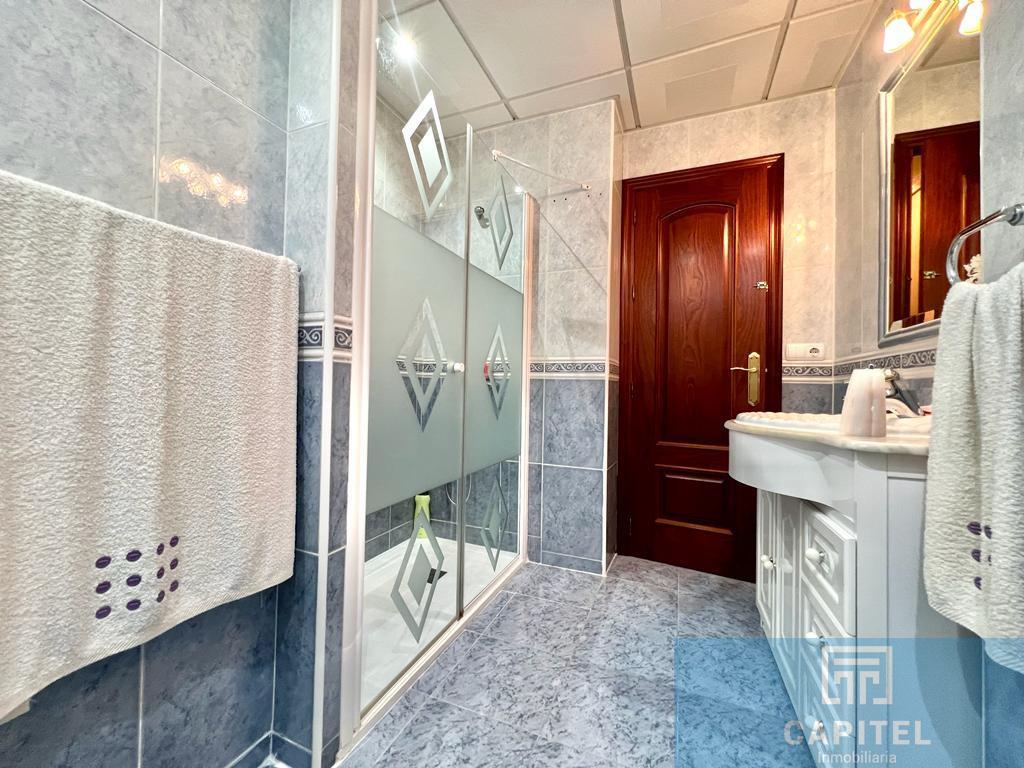 For sale of flat in Córdoba