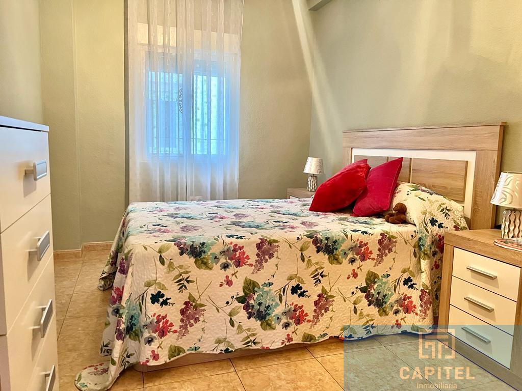 For sale of flat in Córdoba