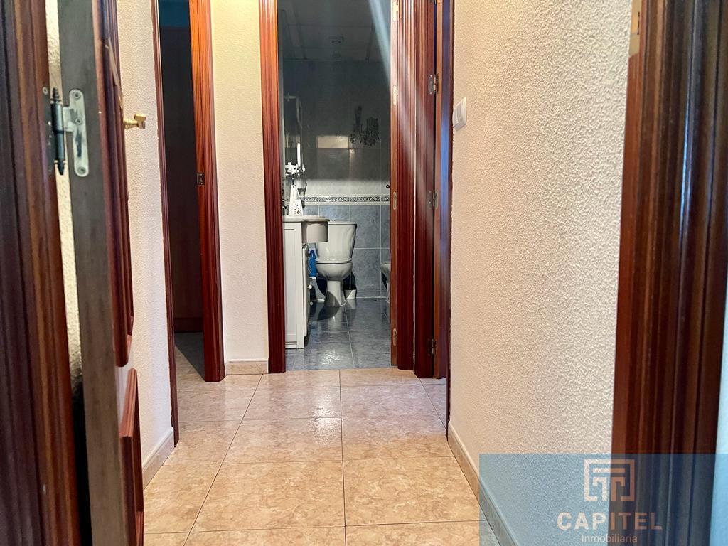 For sale of flat in Córdoba