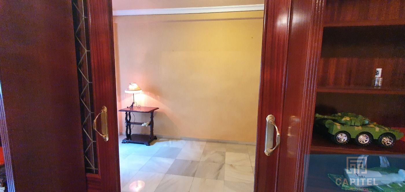 For sale of flat in Córdoba