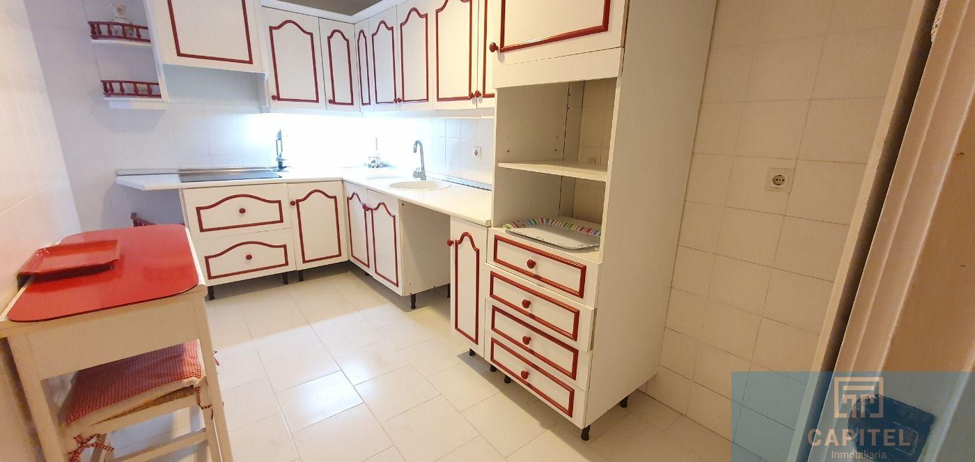 For sale of flat in Córdoba