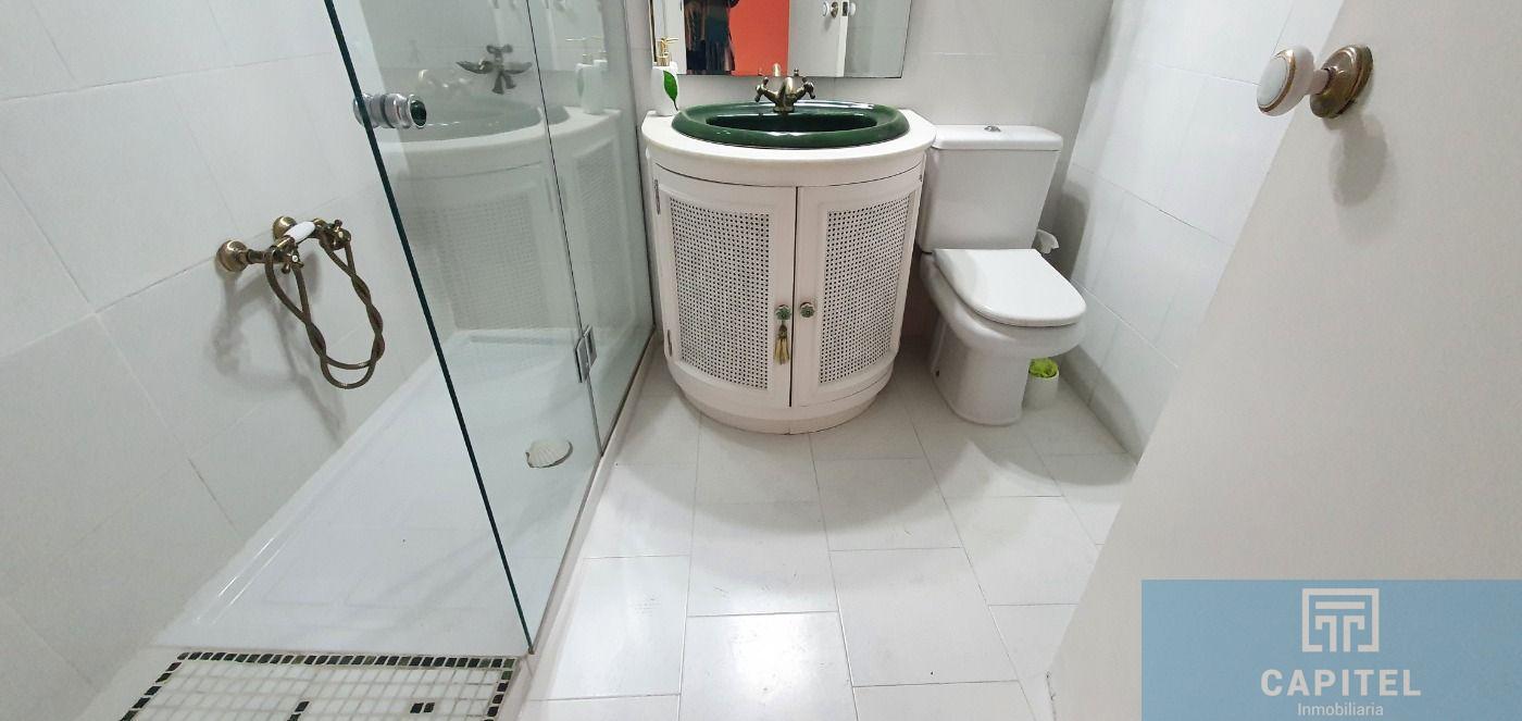 For sale of flat in Córdoba