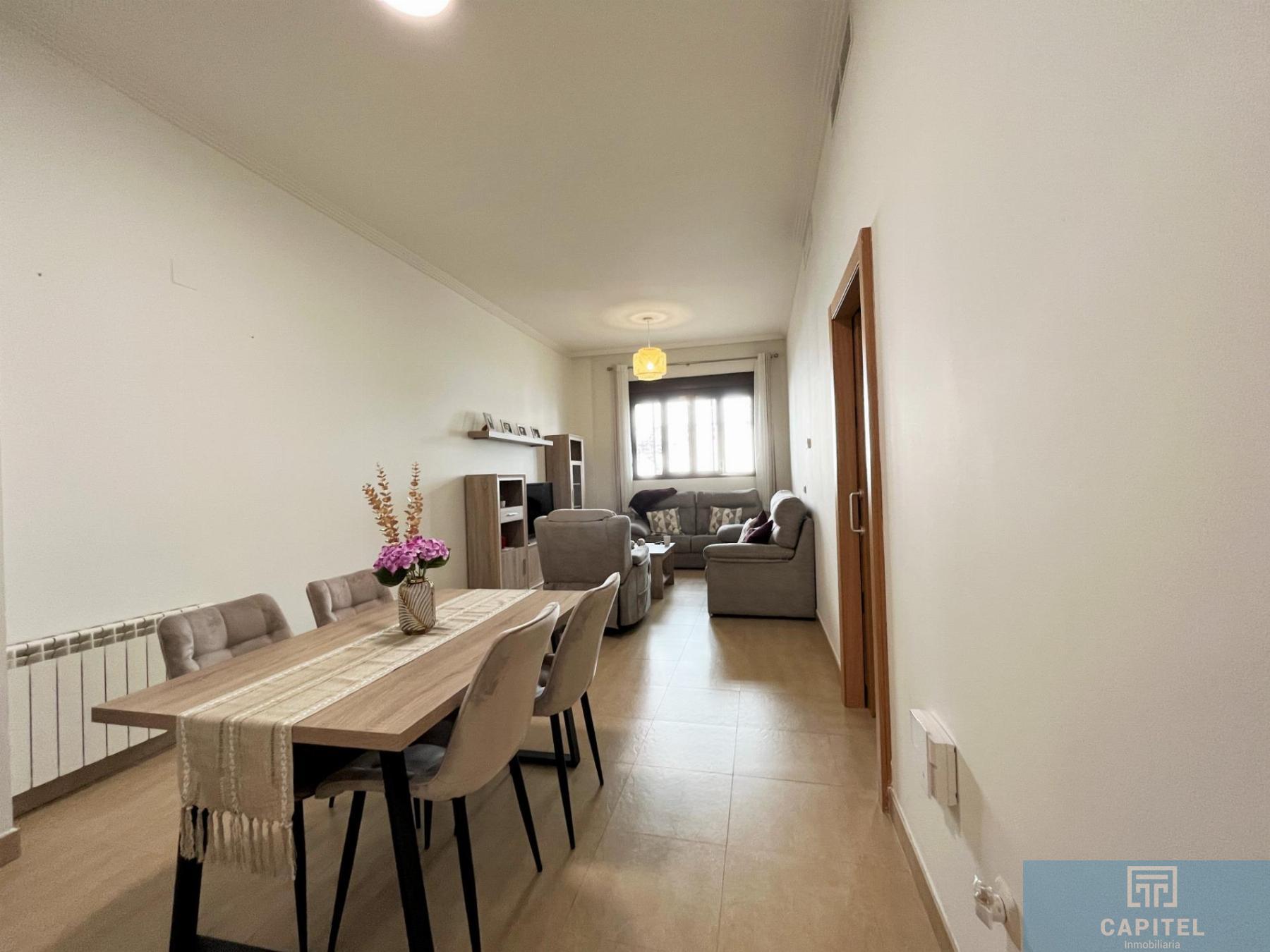 For sale of flat in Córdoba