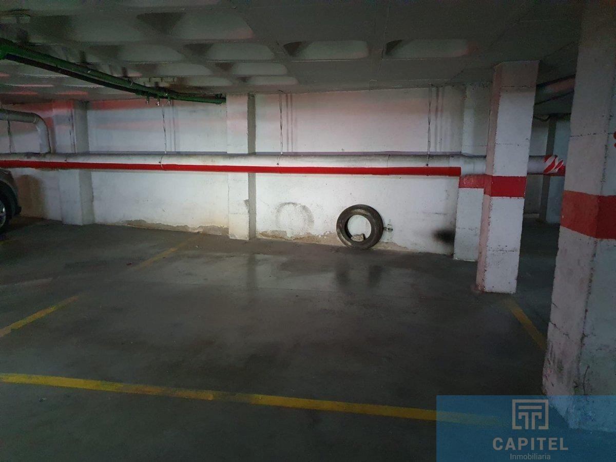 For sale of flat in Córdoba
