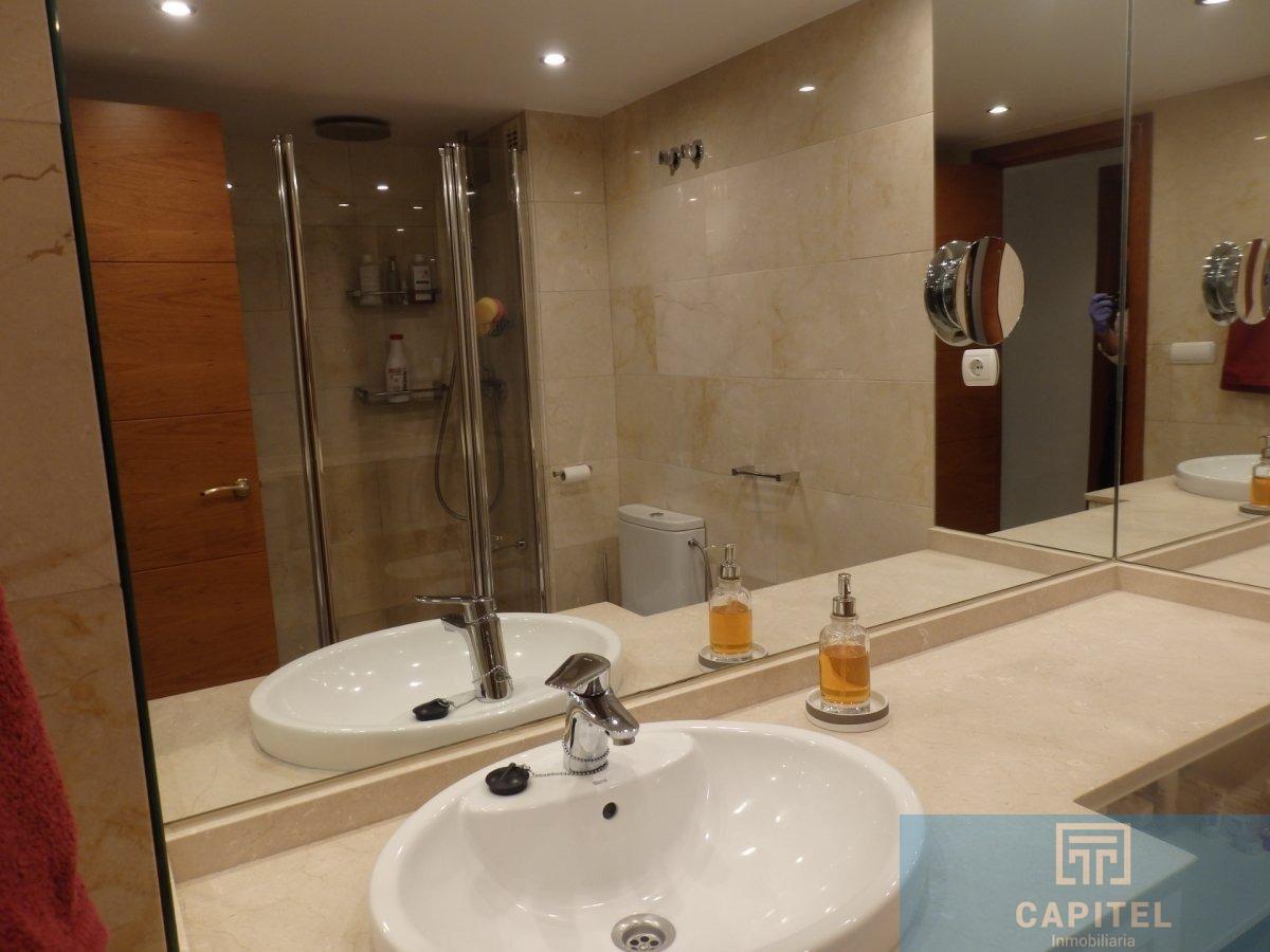 For sale of flat in Córdoba