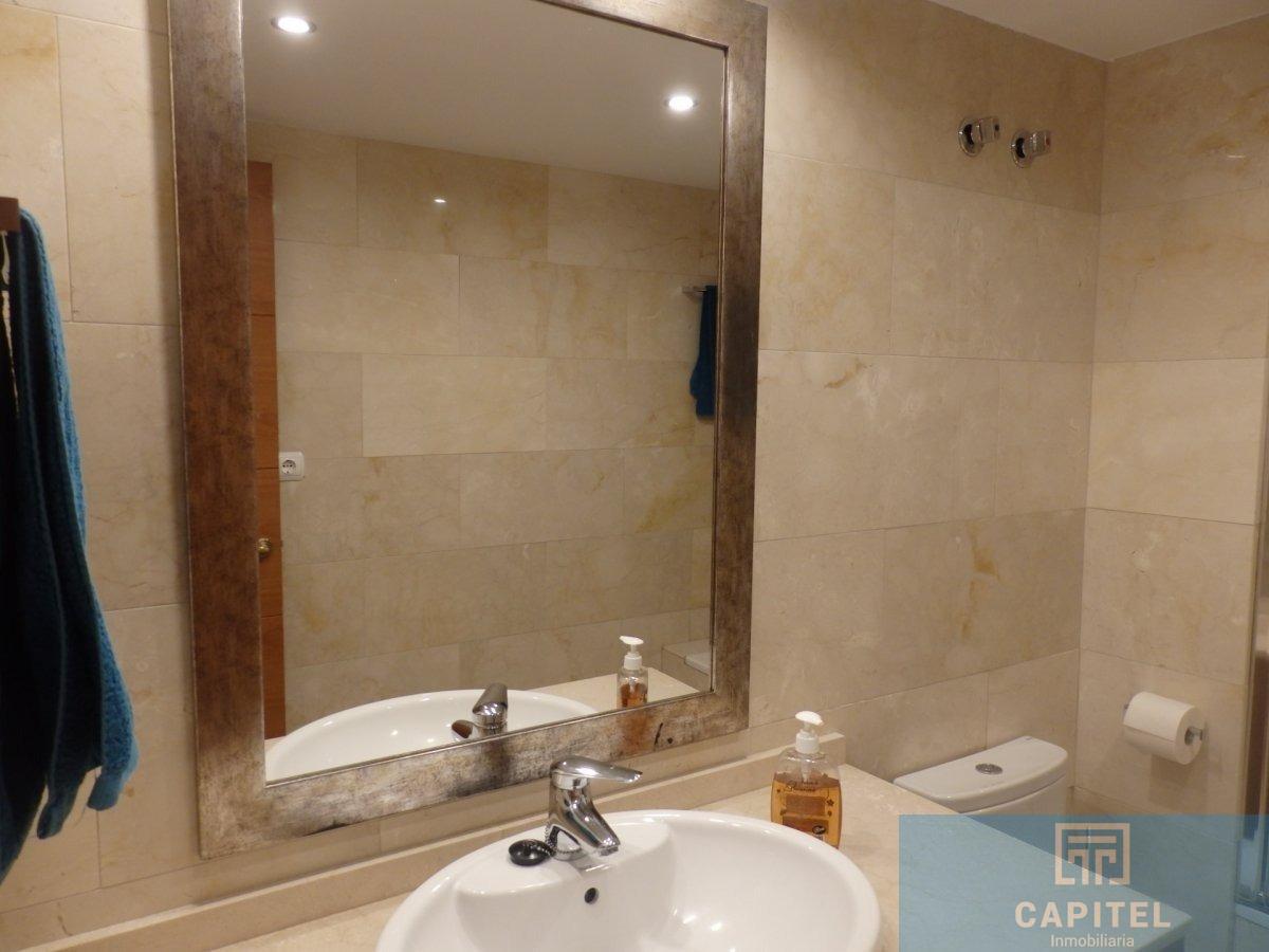 For sale of flat in Córdoba