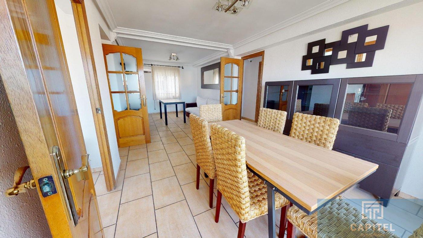 For sale of flat in Córdoba